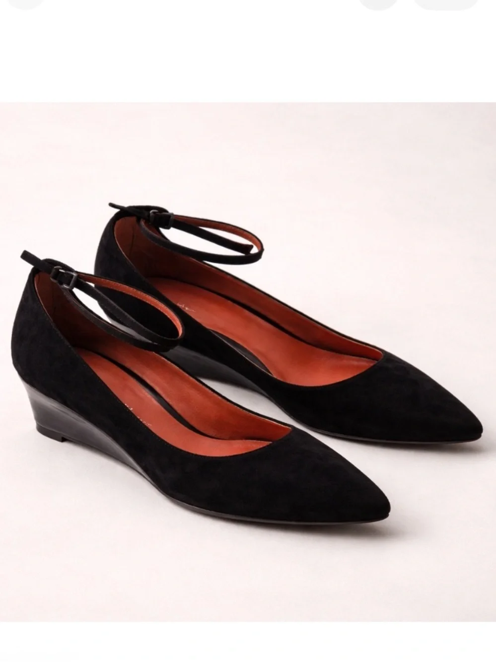 Bottega Veneta Black Suede Ankle-Strap Low Heels – EU 39.5 (9) – New Without Box